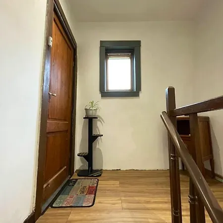 Apartmán Comfortable In 94 M² With Parking Includeda Frameries