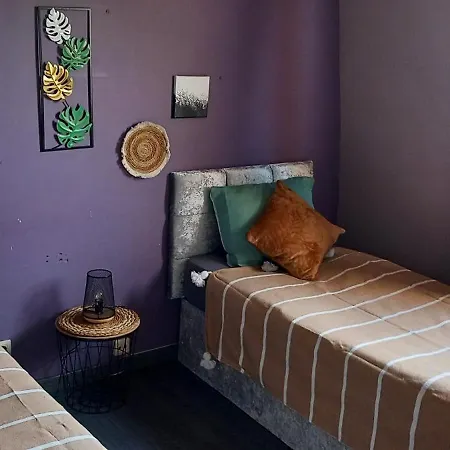 Comfortable In 94 M² With Parking Includeda Frameries